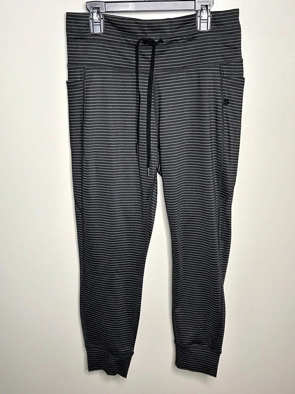 Halara Striped Jogger Pants Black & Gray Sz Medium NWT
